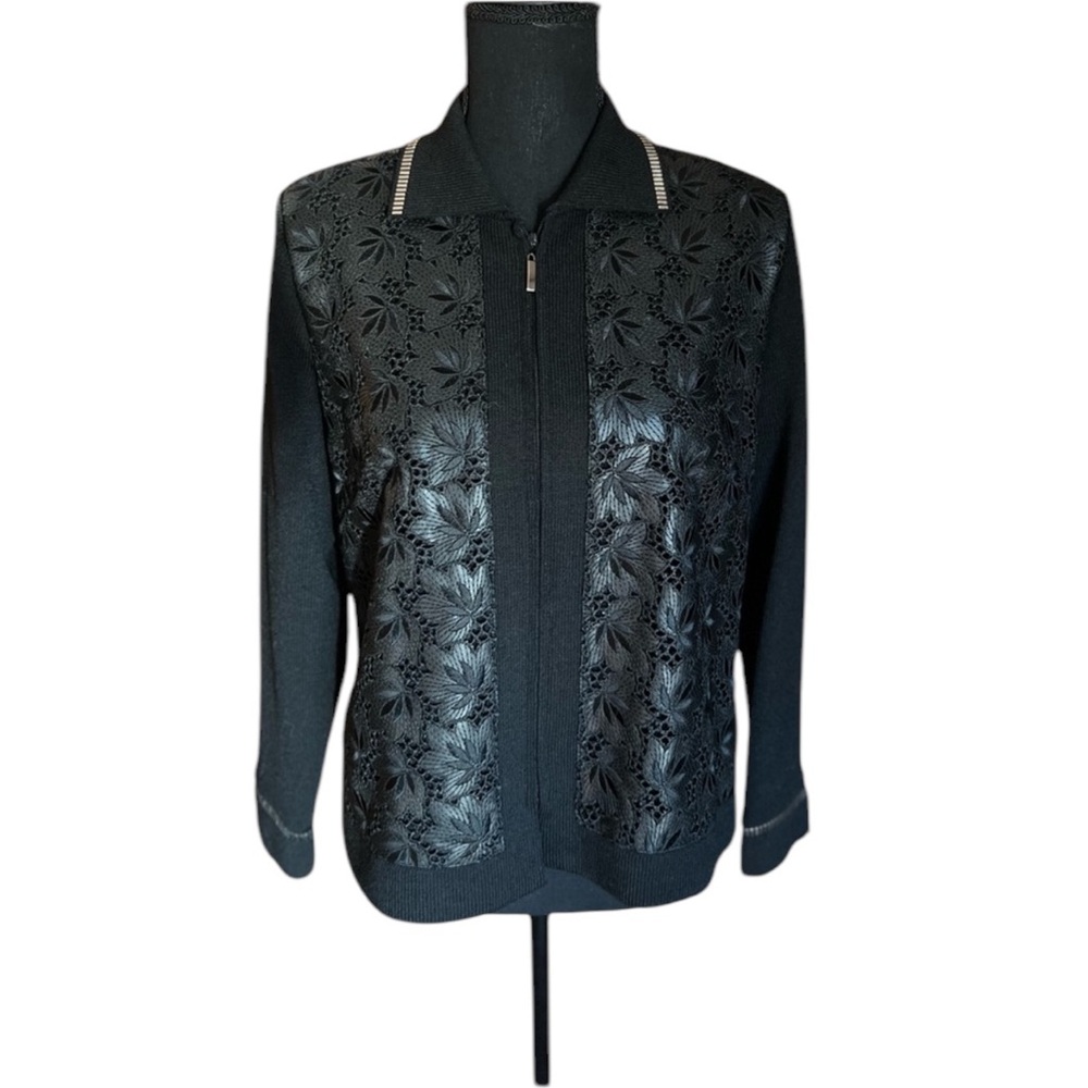 Toula Wool Blend Full Zip Sweater Jacket Size 8 Gently loved, like new.